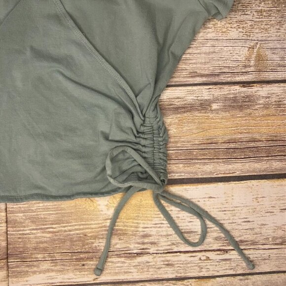 Hollister Sage Green "Baby Tee", Women's Short Sleeve Crop Top-size medium - Picture 3 of 7